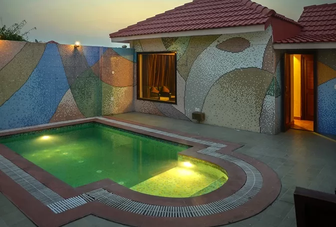 Cottage with Private swimming pool